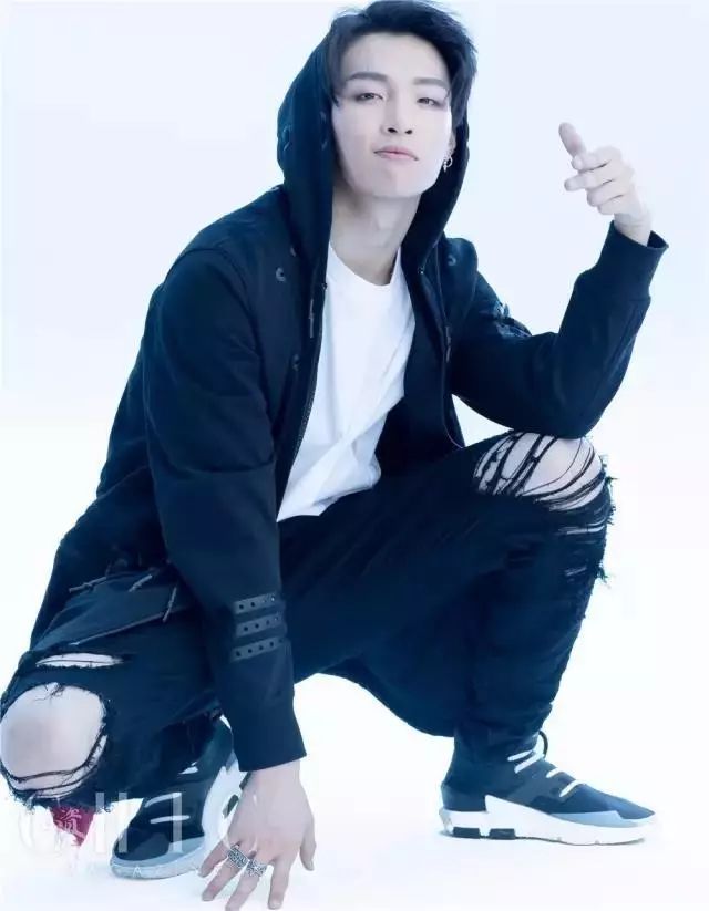 李宇春生活趣事视频_李宇春的短片_李宇春的视频播放