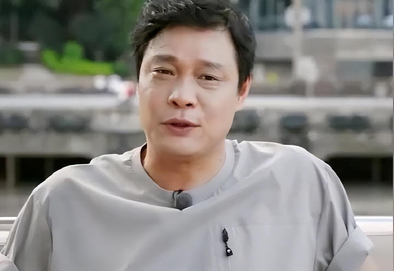 2021年退役的足球运动员_2020足球退役_足球冠军多大年龄退役中国