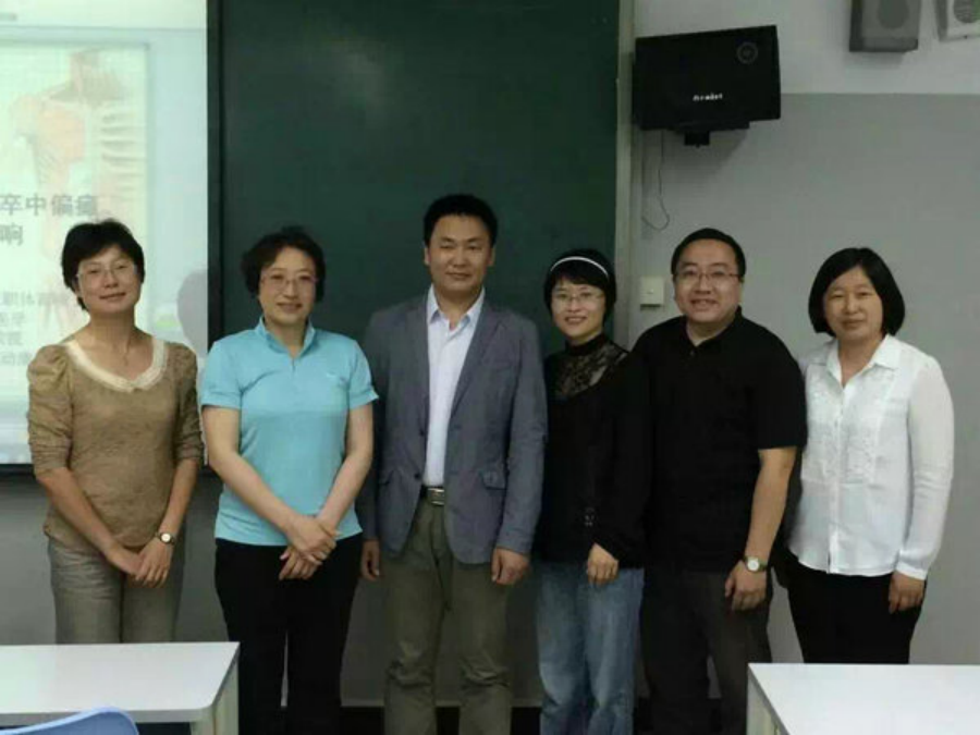 祝足球教练比赛取得冠军的文案_祝贺足球冠军的话_足球比赛祝福语感谢教练