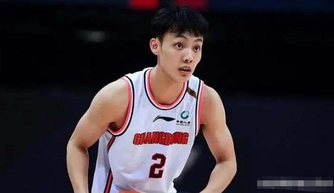 篮球隔扣壁纸_篮球隔扣不犯规吗_篮球规则隔扣