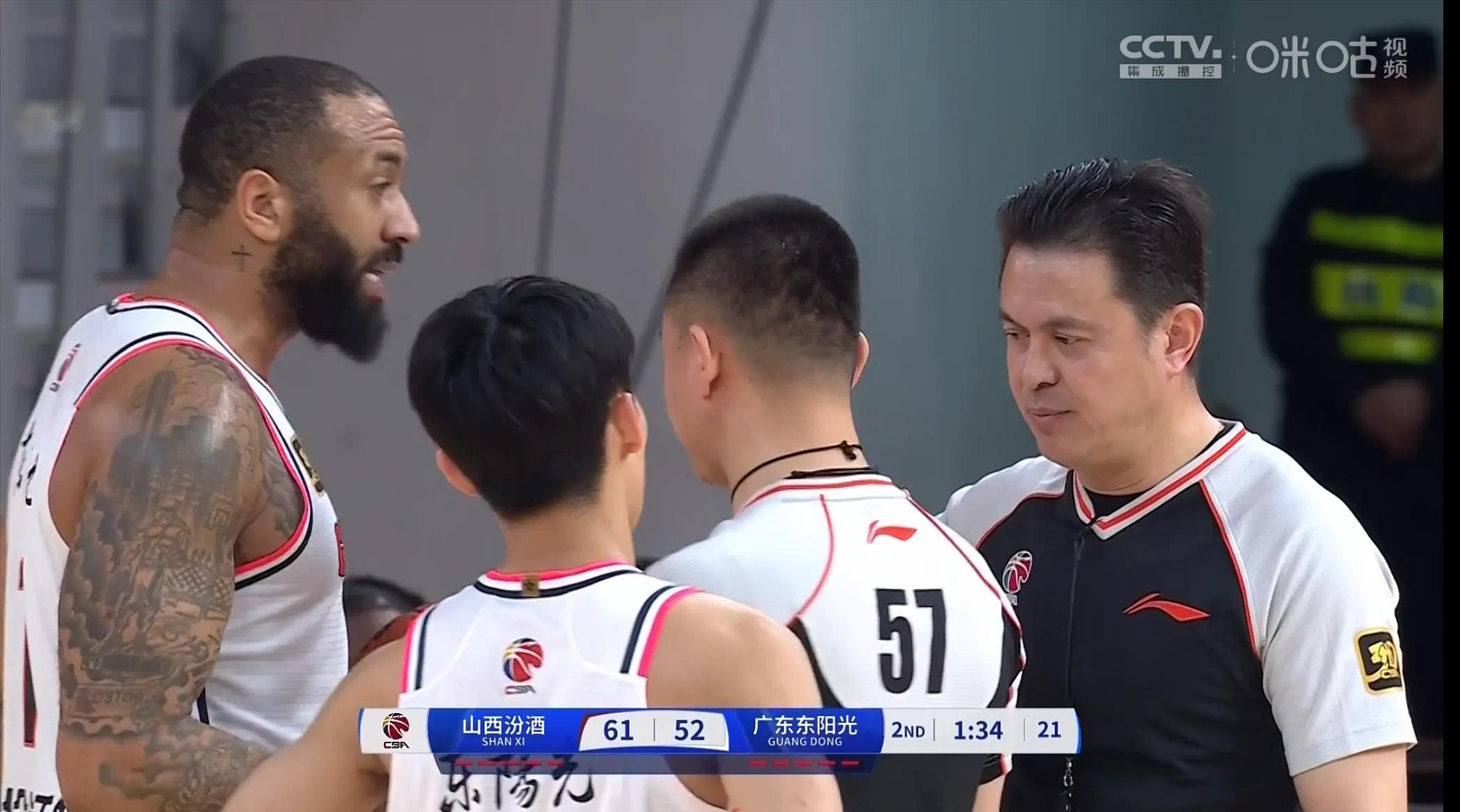 篮球规则隔扣_篮球隔扣壁纸_篮球隔扣什么意思