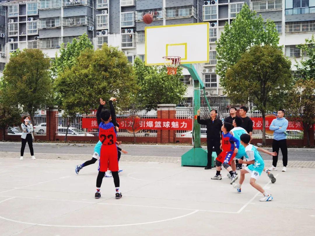 中小篮球冠军去年比赛学生是谁_全国篮球小学生冠军_去年中小学生篮球比赛冠军是谁