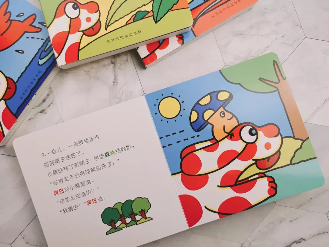 手绘家庭照片_家庭插画_家庭日常插画手绘图