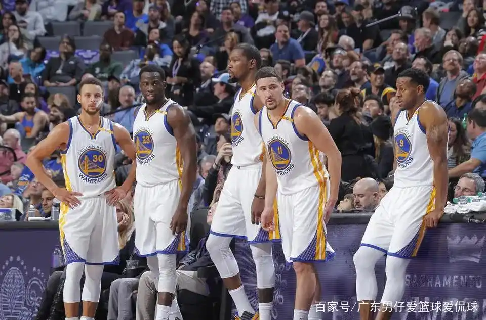 篮球冠军组合有几个_篮球冠军组合有哪些_篮球冠军叫什么